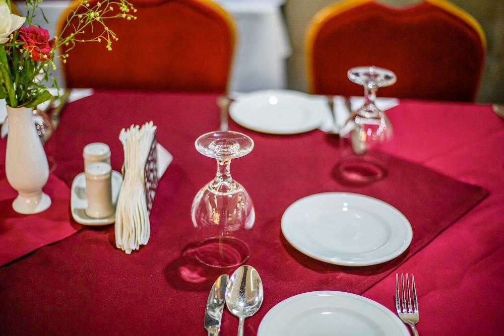 Hotel La Villa Western By Sea Pearl Beach Resort & Spa Dhaka Ngoại thất bức ảnh